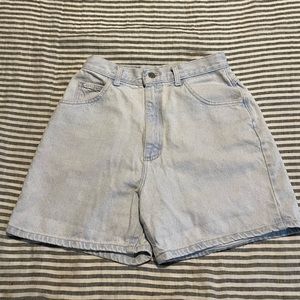 Vintage Levi Shorts Light Wash